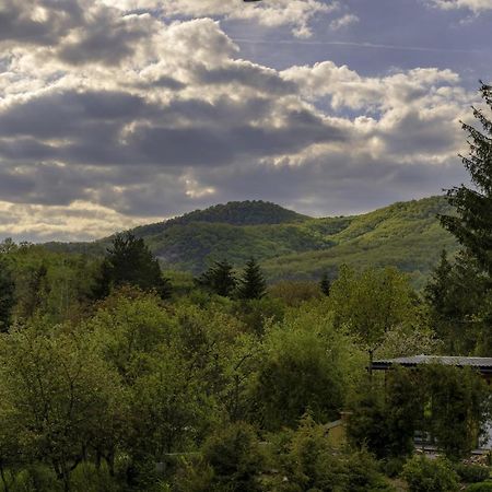Mountain House Villa Salgótarján Eksteriør billede